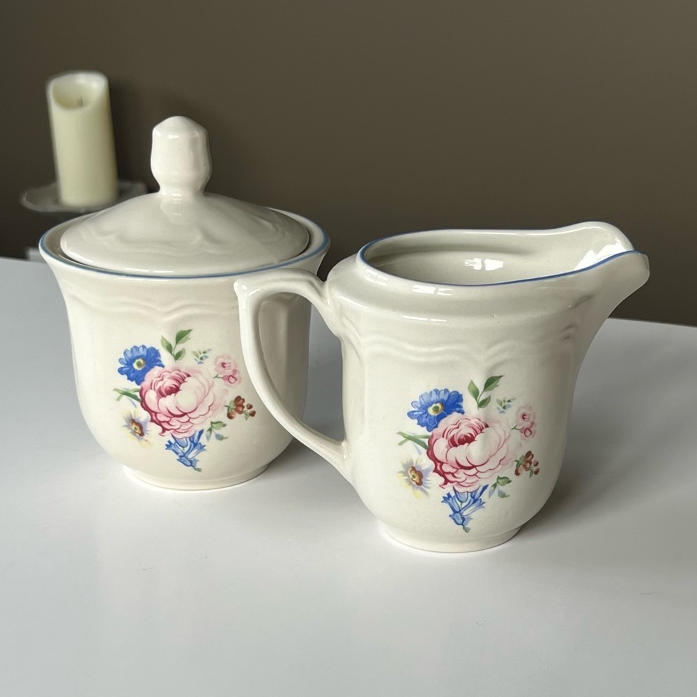 Perugino stoneware, Italy creamer & sugar bowl set